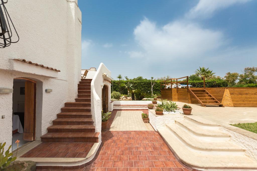 Villa Isabo Мола-ди-Бари Экстерьер фото
